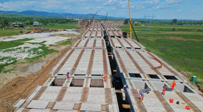 VIDEO&FOTO Umbrărescu – cursă contracronometru cu sute de muncitori pe Autostrada Moldovei pentru banii PNRR. "Este o provocare monumentală."