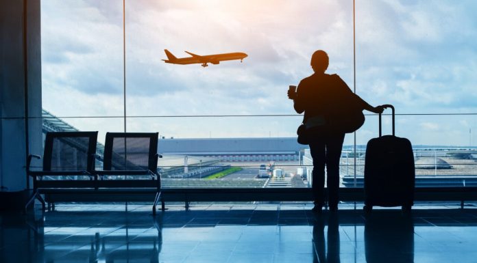 Alertă pe aeroporturile din Europa. Se așteaptă până la 3 ore și jumătate. Ce recomandă companiile aeriene