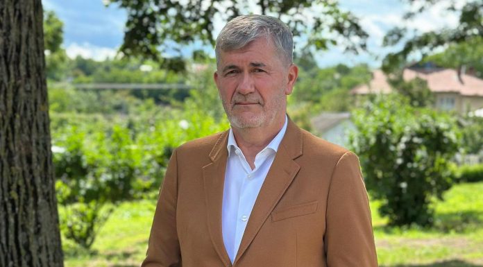 ADRIAN VEŞTEA, DESEMNAT PREMIER – Valeriu Iftime (PNL): Este nevoie de un Guvern funcţional. Urgent! Datoria noastră, a PNL, este să privim spre stabilitatea ţării şi să acţionăm rapid şi ferm pentru economie şi modernizare
