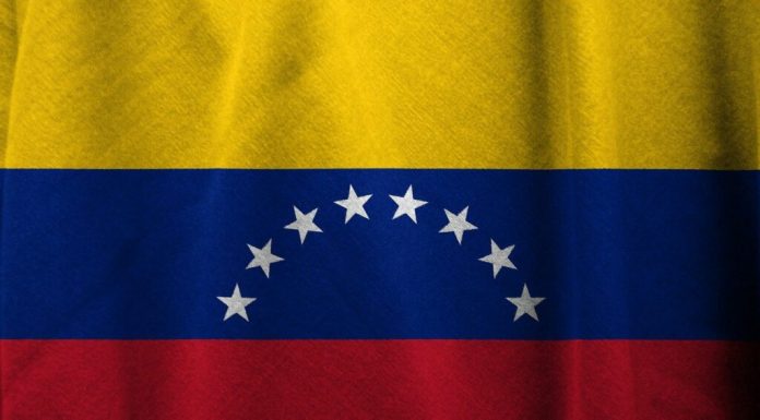 Criza umanitară din Cumana. Orașul venezuelean care a ajuns să semene cu o zonă de război