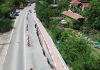 Trafic restricționat în Buzău, după ce o porțiune din DN10 s-a surpat. Zona a fost declarată calamitată