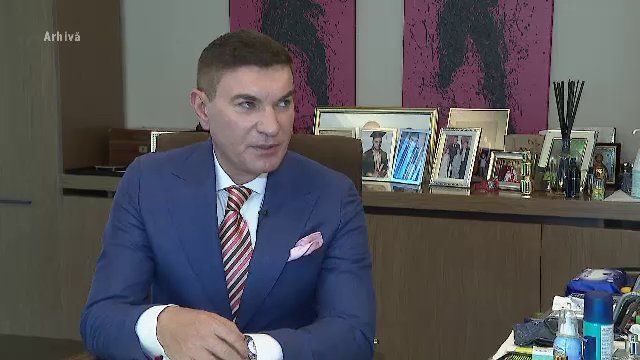 Firma de transport a lui Cristi Borcea, implicată într-un scandal. Zeci de șoferi sunt acuzați că au furat benzină