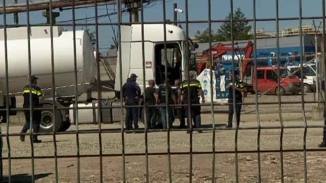 Șoferii de la firma lui Cristi Borcea care furau carburanți, prinși de detectivi angajați de companie. Cum s-au scuzat hoții