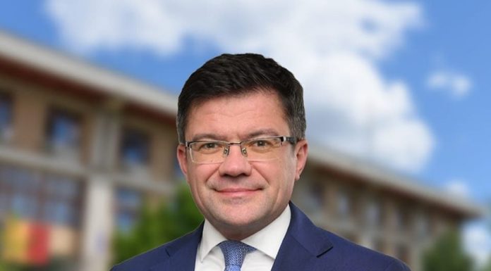 ADRIAN VEŞTEA, DESEMNAT PREMIER – Liberalul Costel Alexe, preşedintele Consiliului Judeţean Iaşi: Tot văd numele meu invocat în tabăra celor care au pus la cale complotul din PNL Loialitatea se vede când vântul e mai puternic. Nu rupem rândurile