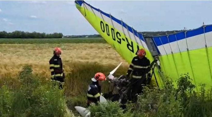 UPDATE – Un planor a aterizat forţat în judeţul Argeş / Mai multe echipaje, direcţionate la faţa locului / Un bărbat a fost rănit, dar este conştient – FOTO