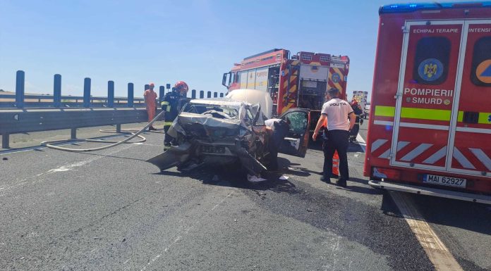 Accident pe autostrada A1, între Arad şi Timişoara/ Trei persoane au fost rănite – FOTO