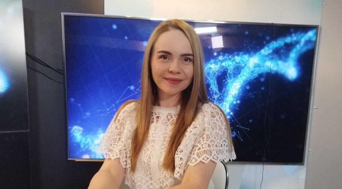 Dr. Andra Balcangiu – Stroescu: Pentru o automonitarizare mai eficientă o soluţie la îndemână sunt sistemele de monitorizare continuă, acest senzor de glicemie/ Pacientul cu diabet zaharat tip 1 beneficiază de acest senzor
