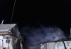 O fată de 15 ani a murit într-un incendiu izbucnit într-o gospodărie din judeţul Suceava / Focul a afectat şi a doua locuinţă