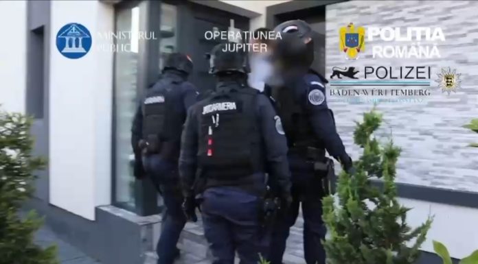 Rețea de trafic cu autoturisme de lux destructurată. Mașini închiriate în Europa erau vândute în România cu acte false