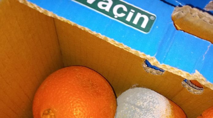 Comisarii ANPC au dat amenzi de peste 4,7 milioane de lei în urma controalelor din această săptămână / 11 unităţi au fost închise temporar / Au fost găsite alimente expirate şi produse vegetale cu mucegai