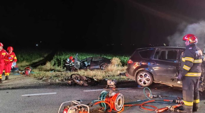 Bihor – Două persoane decedate şi un copil rănit grav, în urma unui accident în care au fost implicate două vehicule – FOTO