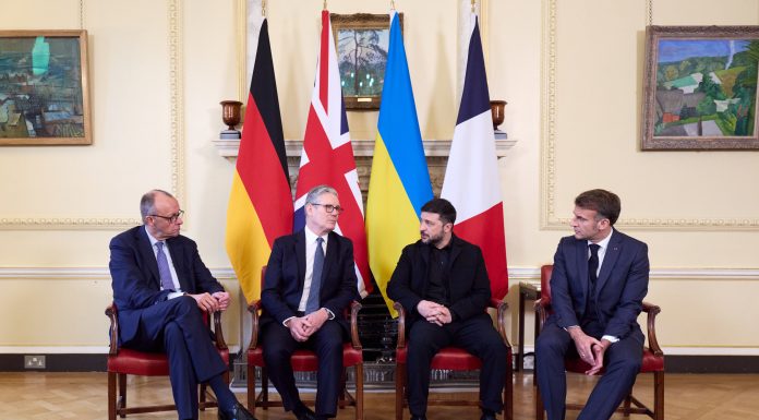 Macron, Merz şi Starmer se vor întâlni cu Zelenski duminică, la Londra